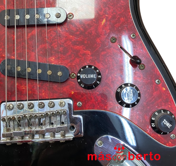 Guitarra eléctrica Fender...