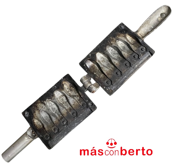 Plomera Bank sinker molds...