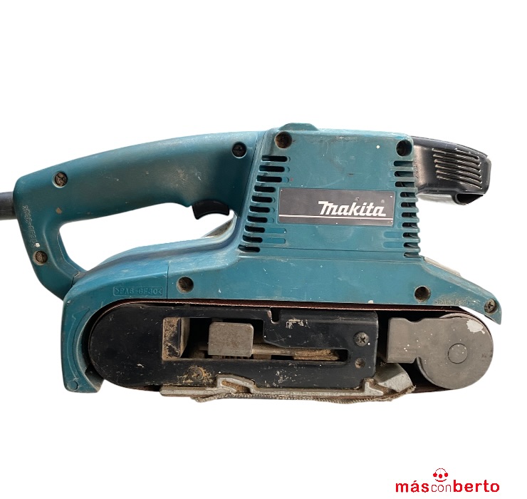 Lijadora de Banda Makita...