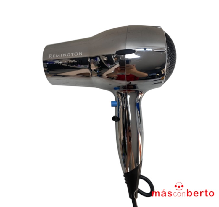 Secador de pelo Remington...